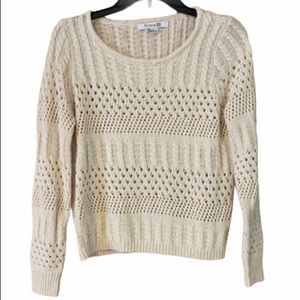Forever21 sweater size medium